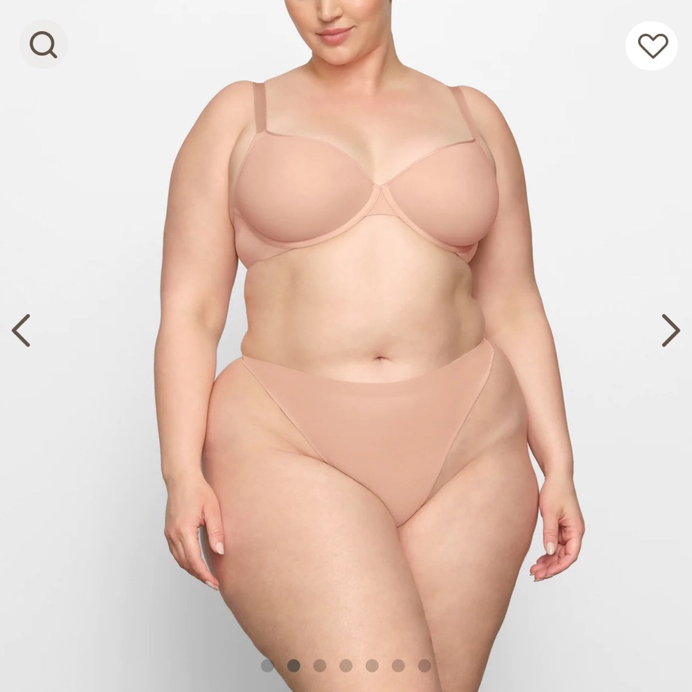 Skims Weightless Demi Bra Mica Size 32D NWT